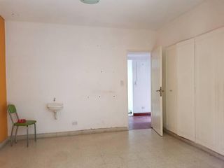 Foto 2 de VENDO CASA CON TERRENO DE 10,9 x 30