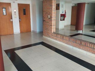 Foto 3 de Departamento 4 ambientes con cochera en venta -  ALQUILADO HASTA ENERO 2027 - Torres de Fierro - Bernal