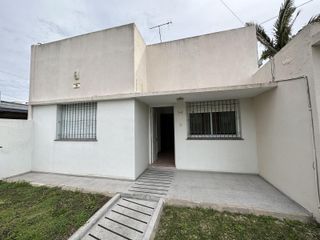 Foto 2 de Casa toda en Planta baja en Villa Elvira