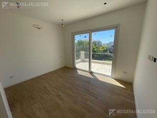 Foto 7 de Casa en venta - Vistas, Puertos del Lago.