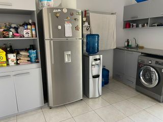 Foto 5 de VENTA Casa de 270m2 con Habitaciones 4 y Pileta en el Barrio Rincón de Emilio - Neuquen