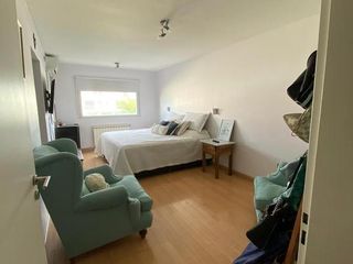Foto 12 de VENTA Casa de 270m2 con Habitaciones 4 y Pileta en el Barrio Rincón de Emilio - Neuquen