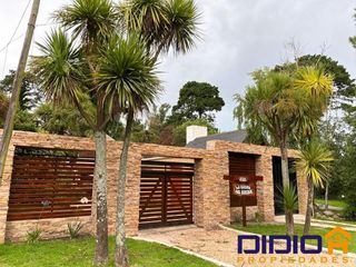 Foto 1 de Casa venta Mar del Plata