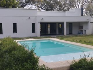 Foto 20 de Casa en  venta en Estancia Las Malvinas de Brandsen