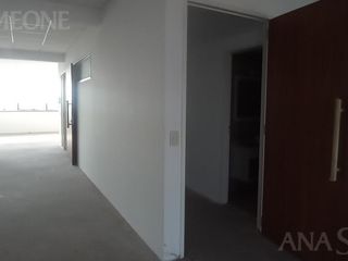 Foto 8 de Edificio Comercial, Oficinas - Tigre,  Don Torcuato - Venta