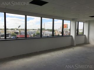 Foto 1 de Edificio Comercial, Oficinas - Tigre,  Don Torcuato - Venta