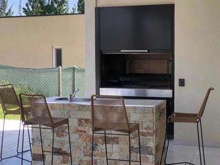 Foto 10 de Casa en venta - 4 Dormitorios 4 Baños 4 Cochera - 260Mts2 - El Cantón, Escobar