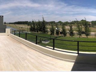 Foto 21 de Casa en venta - 4 Dormitorios 4 Baños 4 Cochera - 260Mts2 - El Cantón, Escobar