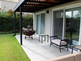 Foto 26 de Venta casa 3 dormitorios en Country Nautico Isla Santa Monica, Delta