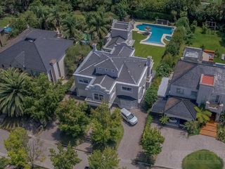 Foto 53 de Exclusiva Casa en venta  Barrio Septiembre: Confort y Elegancia - CDR