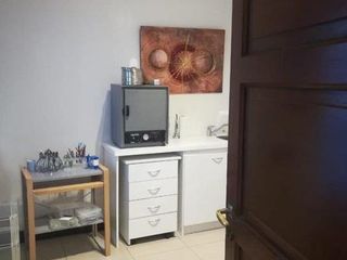 Foto 7 de VENTA | CONSULTORIO Y DEPARTAMENTO | CHAUVIN