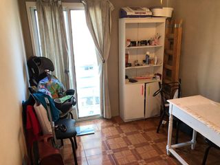 Foto 11 de DEPARTAMENTO 4 AMBIENTES CON COCHERA EN TAPIALES SOBRE AVENIDA
