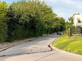 Foto 12 de Terreno venta en  Brisas de Adrogué