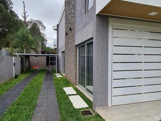 Foto 12 de Se Vende Casa Nueva en OBERA Misiones!  Con quincho, piscina y mas.