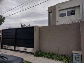 Foto 13 de Casa en venta - 2 Dormitorios 2 Baños - 90mts2 - La Plata