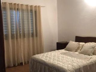Foto 4 de Casa en venta - 3 dormitorios, 1 baño - 120mts2 sobre lote de 300mts2 - Gambier