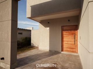 Foto 10 de Casa de 4 dormitorios en La Castilla Club de Campo