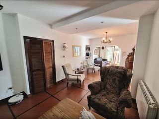 Foto 47 de Casa en venta - 3 Dormitorios 3 Baños - Cocheras - 471Mts2 - Mar del Plata