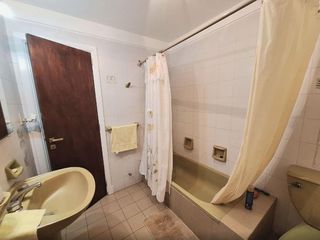 Foto 36 de Casa en venta - 3 Dormitorios 3 Baños - Cocheras - 471Mts2 - Mar del Plata