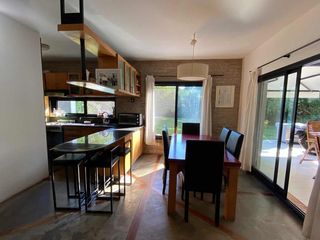 Foto 11 de Casa en venta - 4 dormitorios 2 baños - 180mts2 - Escobar