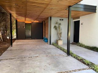 Foto 3 de Casa en venta - 4 dormitorios 2 baños - 180mts2 - Escobar