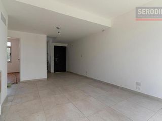 Foto 12 de Departamento 3 ambientes Frente Parque Lineal con patio privado
