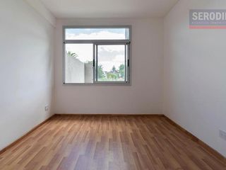 Foto 3 de Departamento 3 ambientes Frente Parque Lineal con patio privado