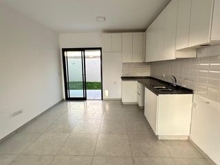 Foto 3 de Dúplex a estrenar!! 2 Dormitorios- Galería con asador - Colinas de Manantiales