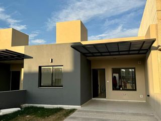 Foto 1 de Dúplex a estrenar!! 2 Dormitorios- Galería con asador - Colinas de Manantiales