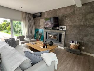 Foto 7 de Venta Casa 5 Amb a La Laguna San Benito Villanueva Tigre