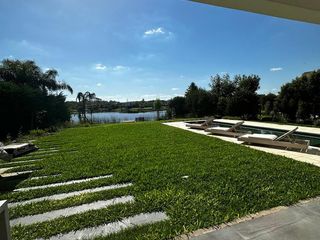 Foto 43 de Venta Casa 5 Amb a La Laguna San Benito Villanueva Tigre