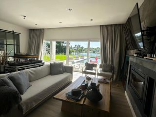 Foto 6 de Venta Casa 5 Amb a La Laguna San Benito Villanueva Tigre
