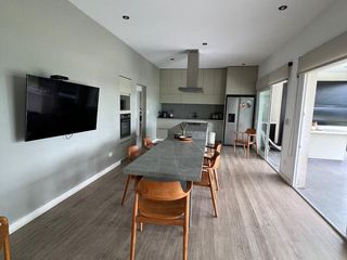 Foto 14 de Venta Casa 5 Amb a La Laguna San Benito Villanueva Tigre
