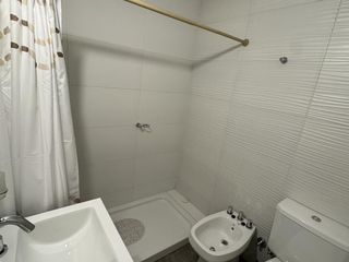 Foto 9 de Venta departamento 2 ambientes con cochera en Quilmes