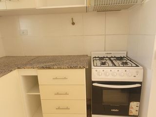 Foto 2 de VENTA Duplex 2 dor. Centenario