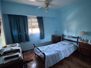Foto 9 de SEMI PISO 4 AMBIENTES - REFACCIONADO Y LUMINOSO - SOBRE AV SAN JUAN