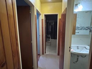 Foto 6 de SEMI PISO 4 AMBIENTES - REFACCIONADO Y LUMINOSO - SOBRE AV SAN JUAN