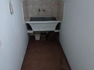 Foto 6 de Departamento de 3 ambientes  al contrafrente. Excelente ubicación. L. de Zamora O.