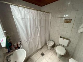 Foto 7 de Amplia casa ubicada a solo una cuadra de Avenida San Martín