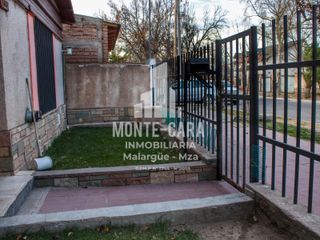 Foto 6 de Amplia casa ubicada a solo una cuadra de Avenida San Martín