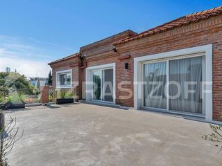 Foto 21 de Casa sólida, doble pared, en excelente  lote interno isla chica venta Sta Bárbara