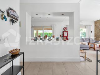 Foto 9 de Casa sólida, doble pared, en excelente  lote interno isla chica venta Sta Bárbara