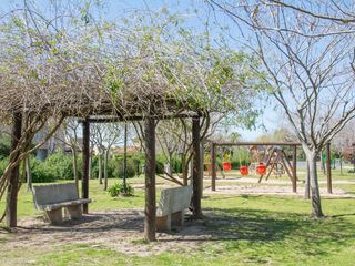 Foto 74 de Casa sólida, doble pared, en excelente  lote interno isla chica venta Sta Bárbara