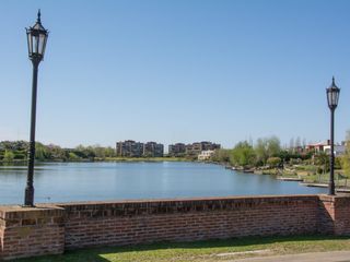 Foto 48 de Casa sólida, doble pared, en excelente  lote interno isla chica venta Sta Bárbara