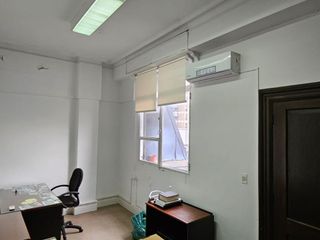 Foto 7 de Oficina - Venta - Microcentro