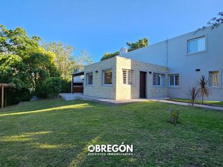 Foto 43 de Casa en Alquiler en Pinamar a 100 metros de la Playa - Mar de Ostende