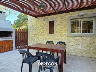 Foto 38 de Casa en Alquiler en Pinamar a 100 metros de la Playa - Mar de Ostende