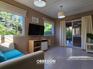 Foto 4 de Casa en Alquiler en Pinamar a 100 metros de la Playa - Mar de Ostende