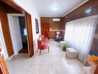 Foto 4 de Casa en  venta con patio propio!