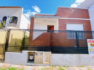 Foto 2 de Casa en  venta con patio propio!